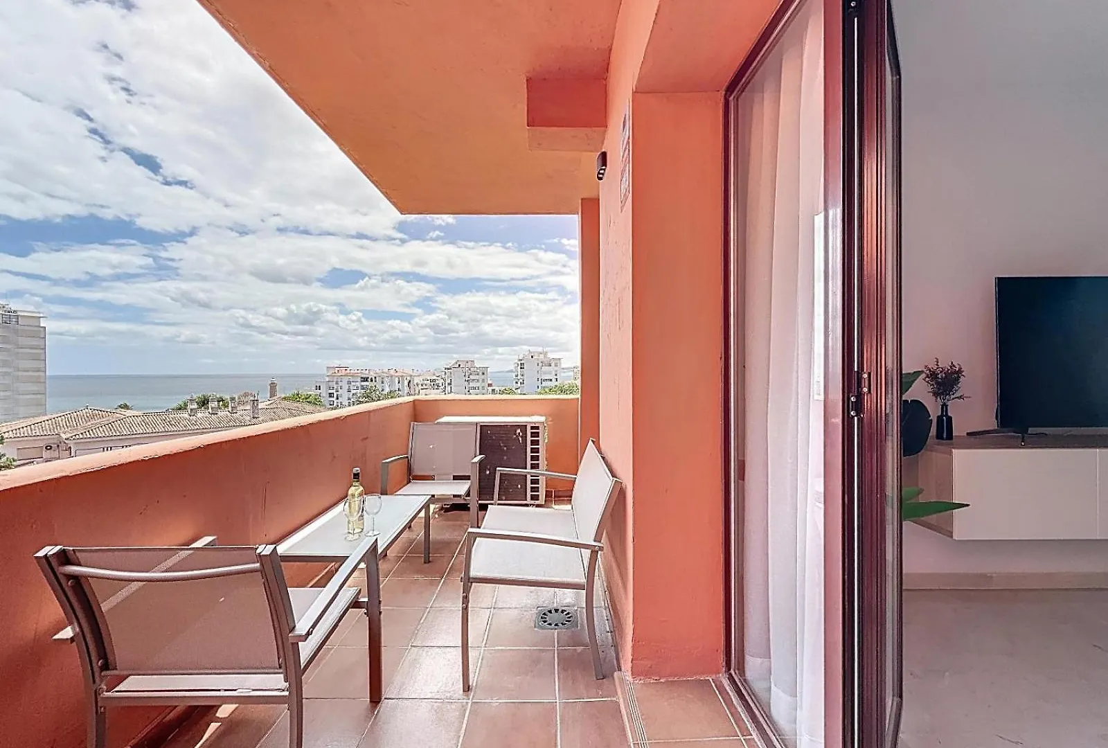 Urban Sunset Apartamento Estepona